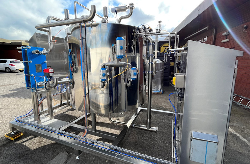 Chilled water deluge with CIP